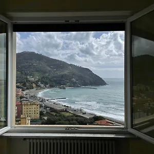 Ocean View Flat With Wi-fi, Ac And Elevator To Town Appartamento